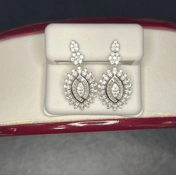 S295 Moissanite Earrings